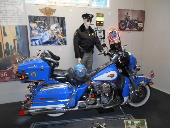 Harley-Davidson Hydra Glide - "Electra Glide in Blue" (1973)