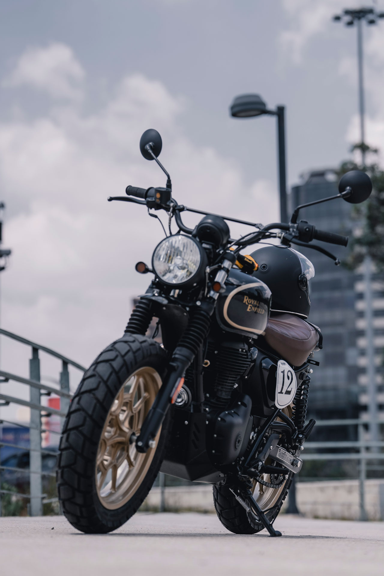 ROYAL-ENFIELD-HUNTER-350-SCRAMBLER-front