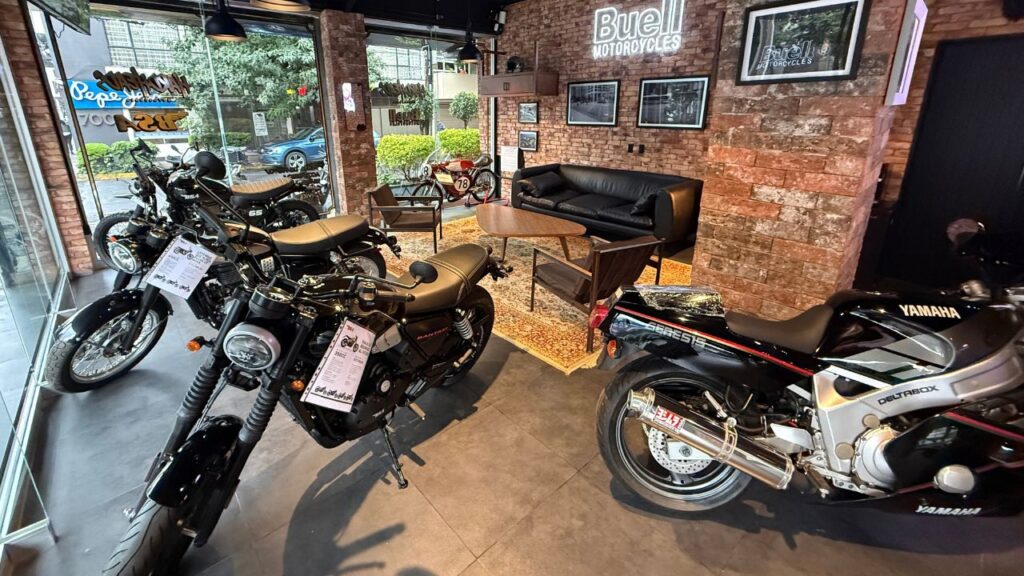 Concesionaria boutique BSA, BMW clásicas, motos custom e indumentaria en Colonia Del Valle, CDMX. Av. Eugenia 711. Hardheads Motostudio.